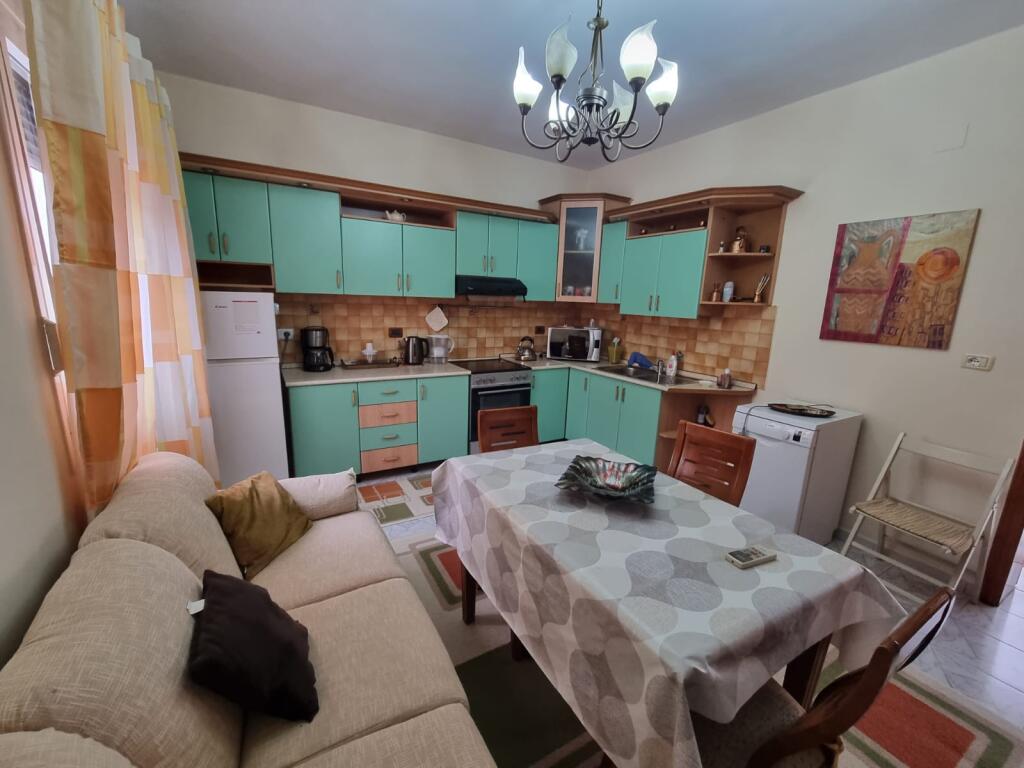 2+1 apartments for rent on the villa floor near the Swedish Embassy!