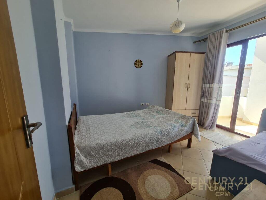 JEPET ME QIRA APARTAMENT 2+1 NE FRESK!!