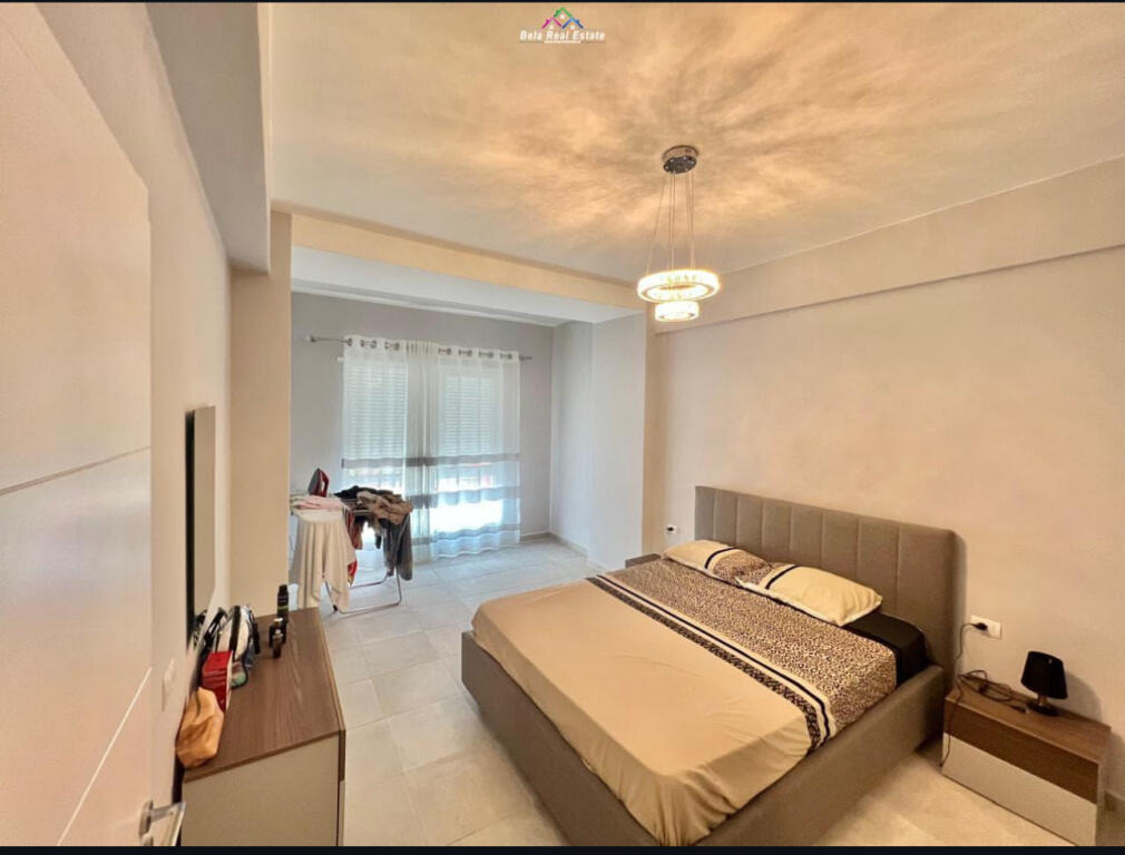 Jepet me qera apart 2+1+2 me garazh i ri fare te Brryli te Niket Dardani