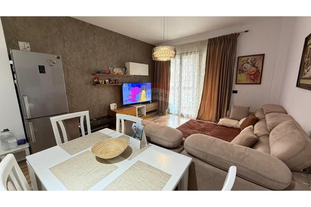 Apartment 2+1 for rent on Kosovareve street!