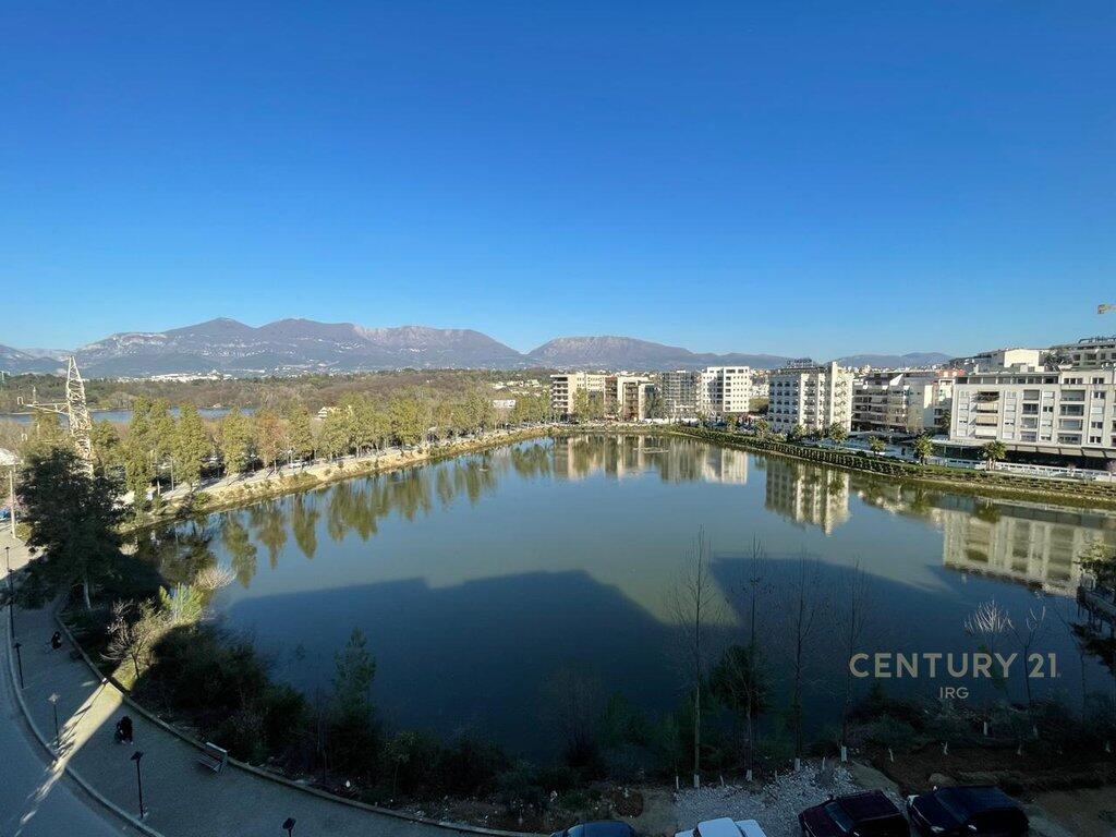 APARTAMENT 2+1+POST PARKIMI, ME PAMJE NGA LIQENI THATE!