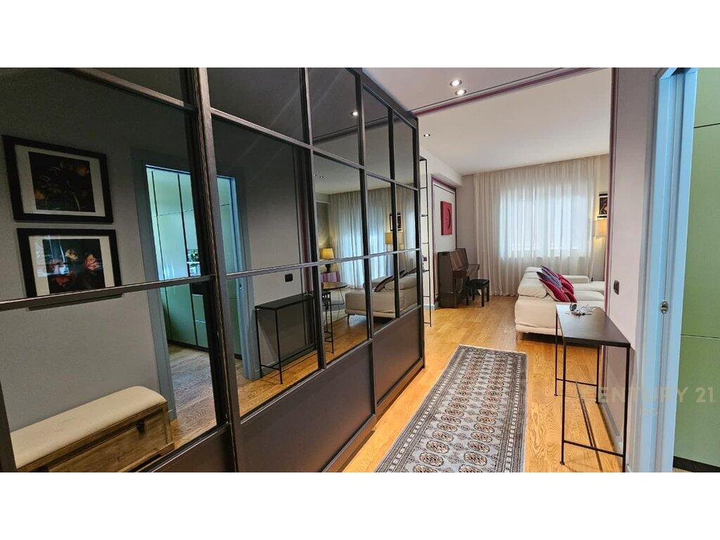 Appartamento di Lusso 3+1+2 con 3 Posti Auto – Residenza Touch of the Sun