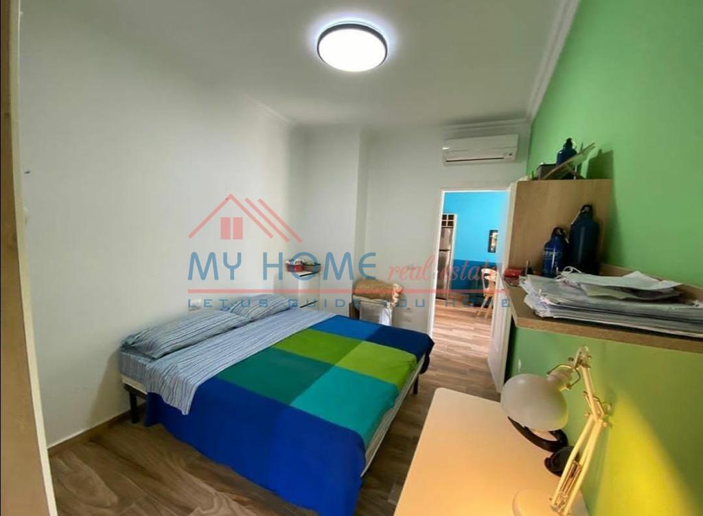 Apartament 2+1 me qera tek 21 Dhjetori ne Tirane