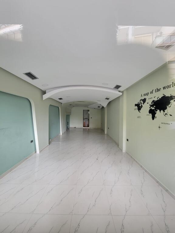 SHOP FOR RENT 40 M2 MINE PEZA 60,000 LEKE