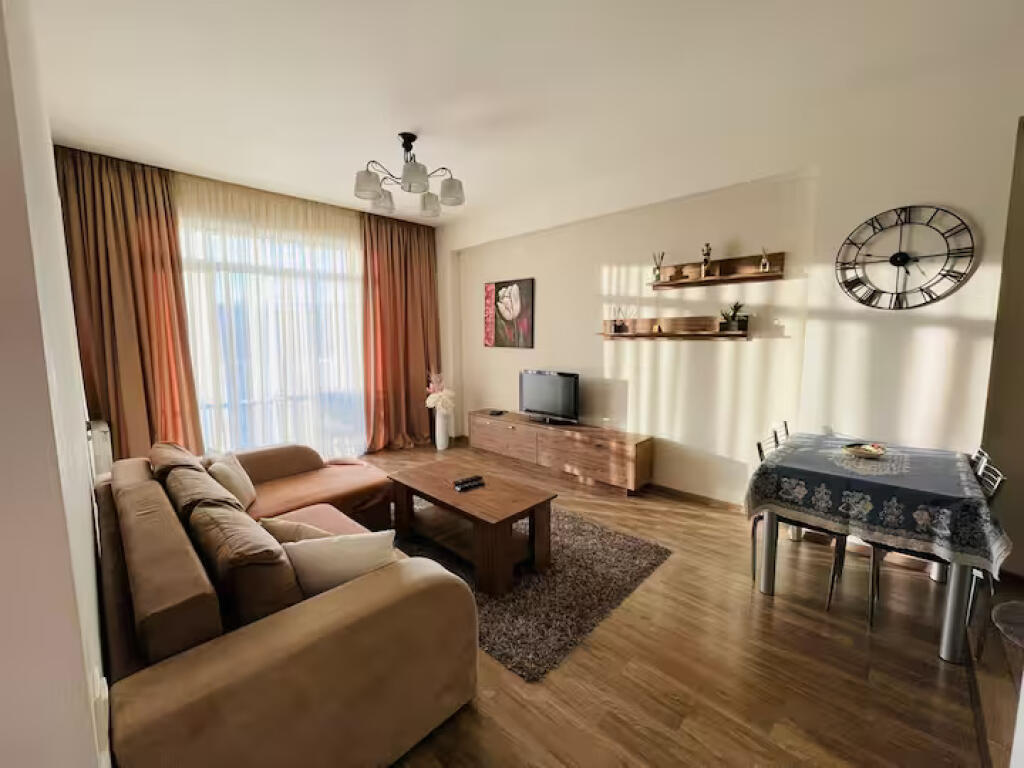 Apartment For Rent 3+1 In Kinostudio (ID B230109) Tirana.
