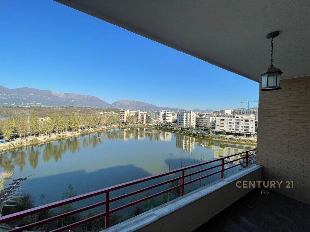 APARTAMENT 2+1+POST PARKIMI, ME PAMJE NGA LIQENI THATE!