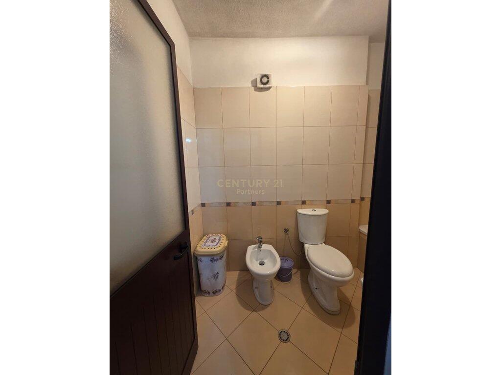 APARTAMENT 2+1+2 ME QIRA TEK HIPOTEKA