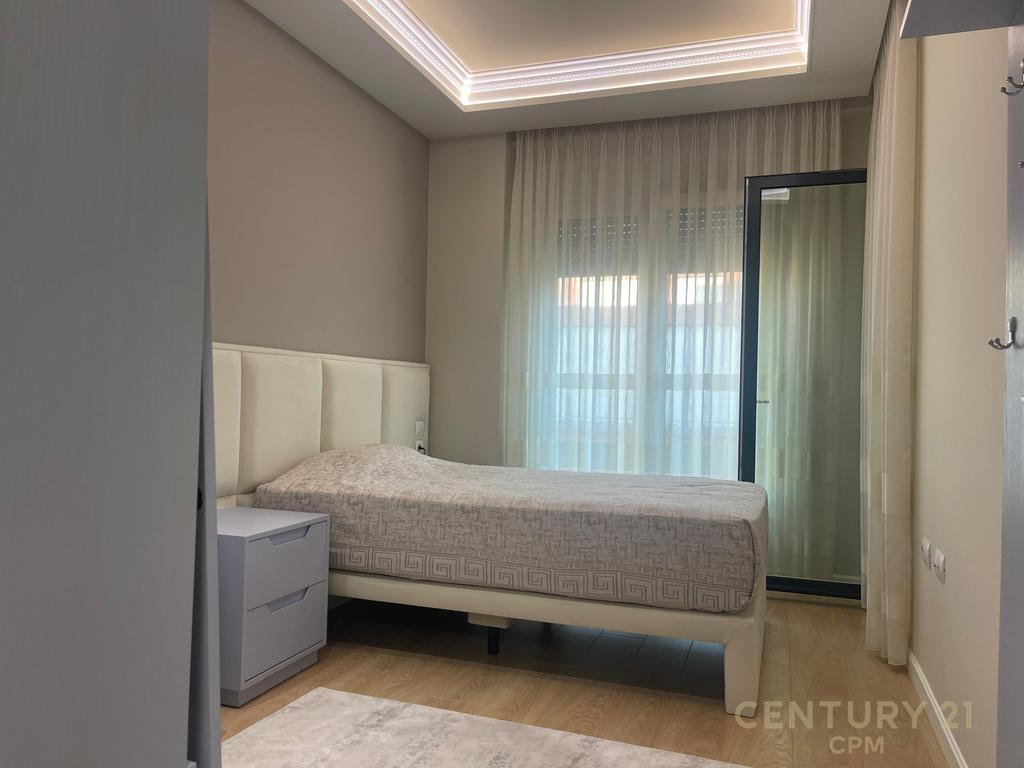 Appartamento Moderno 3+1+2 in Vendita nella Residenza Viridario, Via Kosovarëve