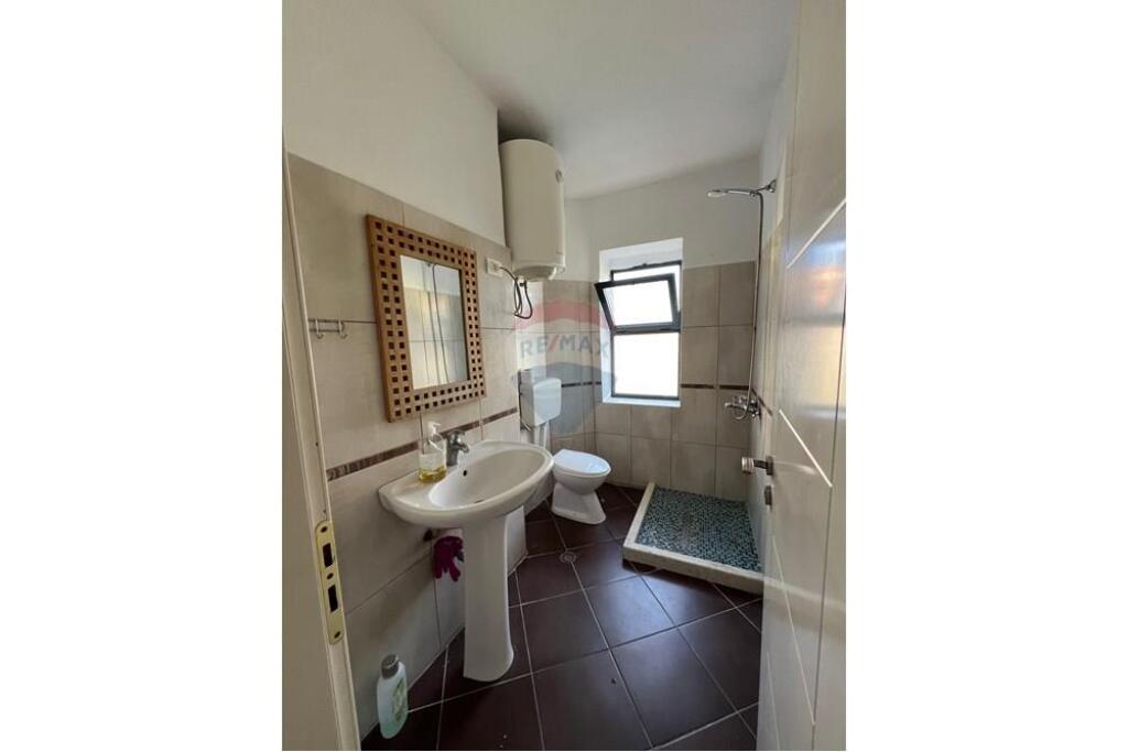 Apartment for rent in Laprak!