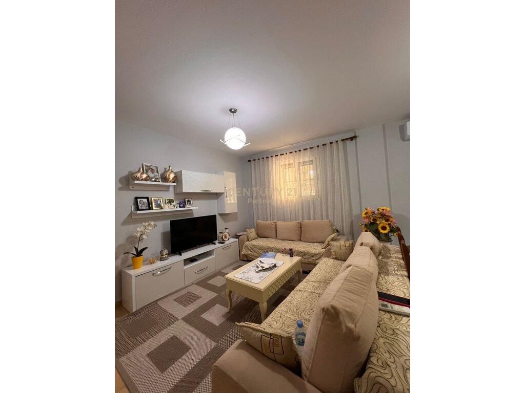 APARTMENT 2+1 FOR SALE IN THE HEART OF DURRES NEAR THE AMPHITHEATER!   145,000 €