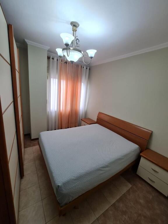 Appartamento 3+1+2 in affitto, Viale Zogu I