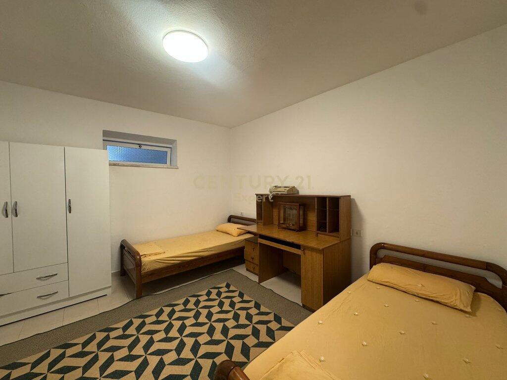 JAPIM ME QIRA APARTAMENT 2+1 ZOGU I ZI!
