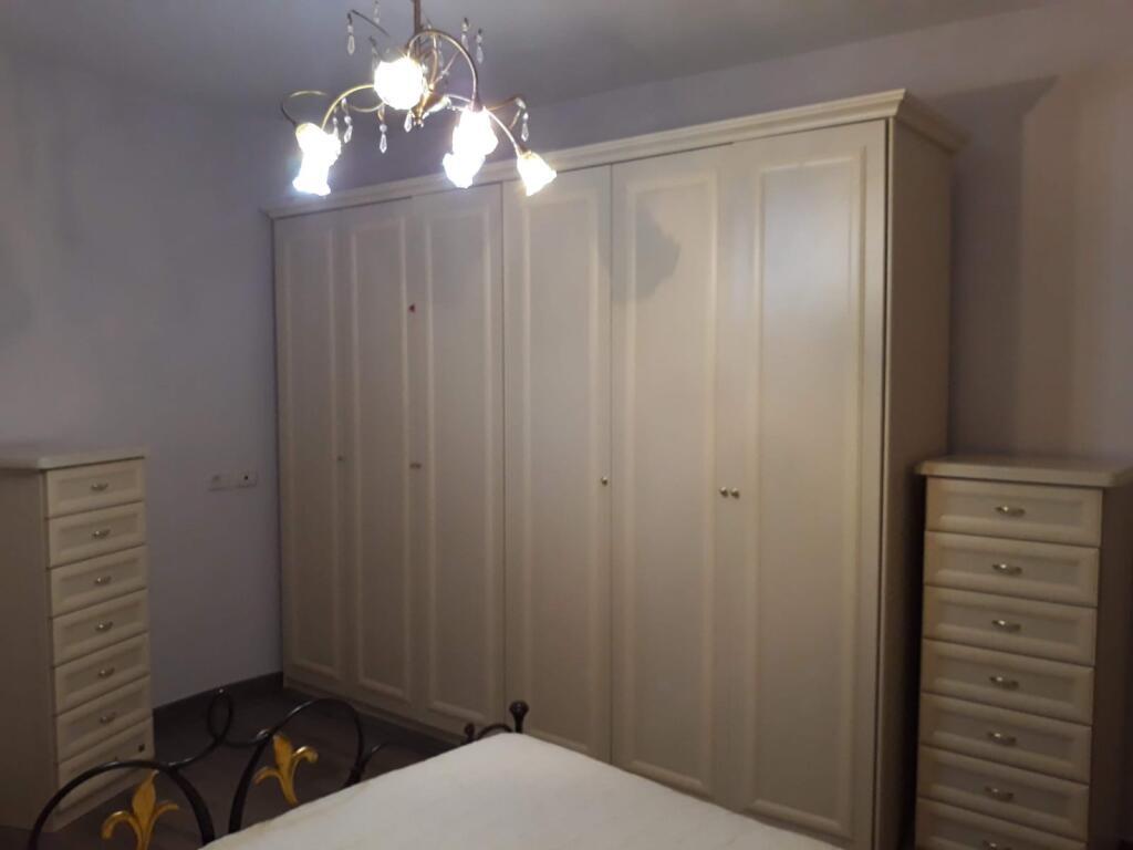 Apartment 2+1 for rent near the Center, Haxhi Dalliu Street