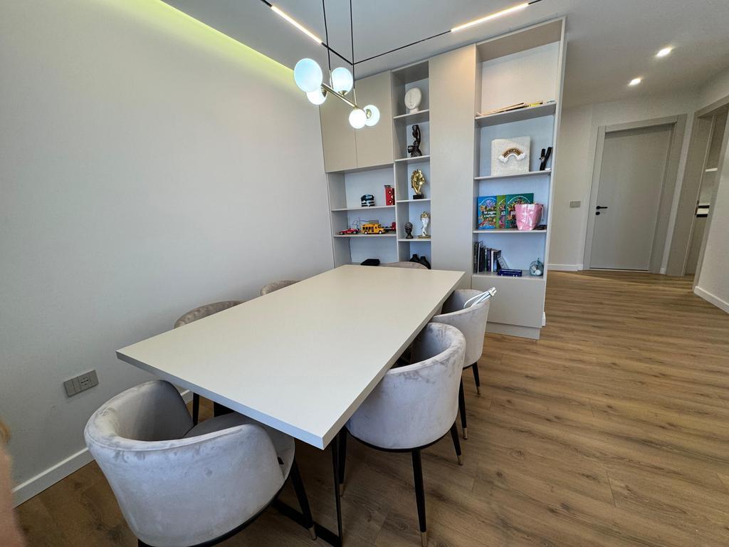 In vendita, Duplex 2+1+2, Residenza Kodra e Diellit, Tirana.
