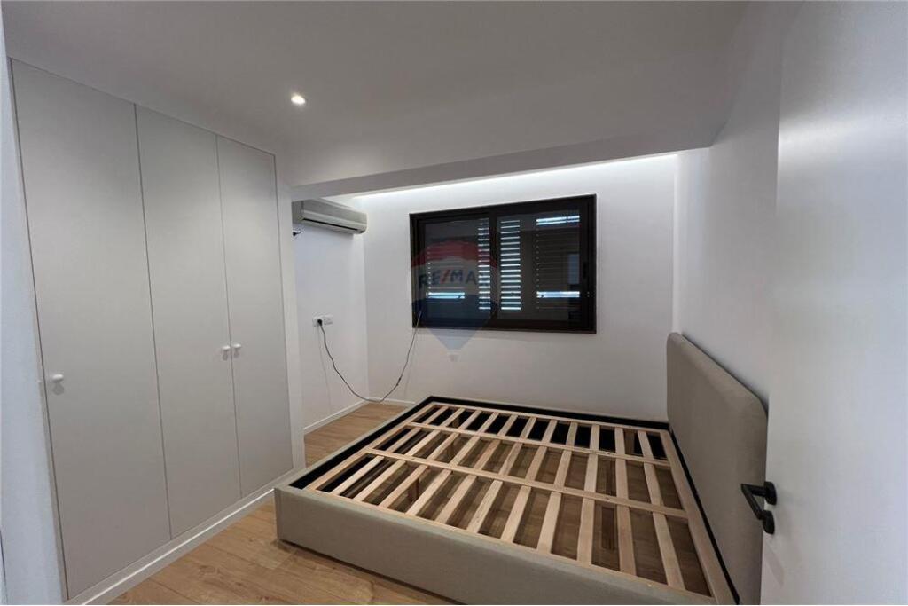 Appartamento 1+1 in Affitto in Via Myslym Shyri!
