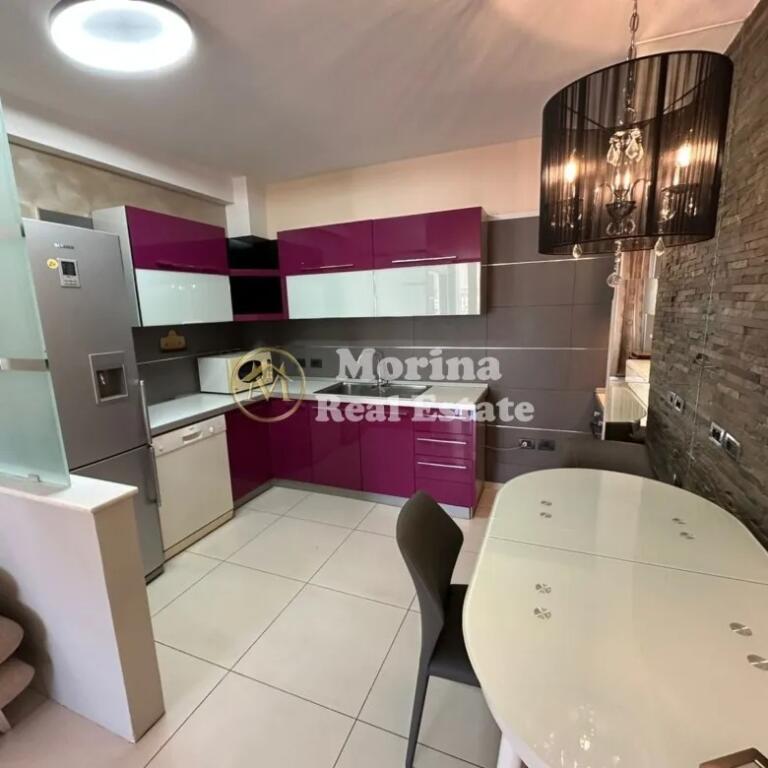 Qera Apartament 3+1+bllk, Pazari i Ri, 790 Euro/muaj.