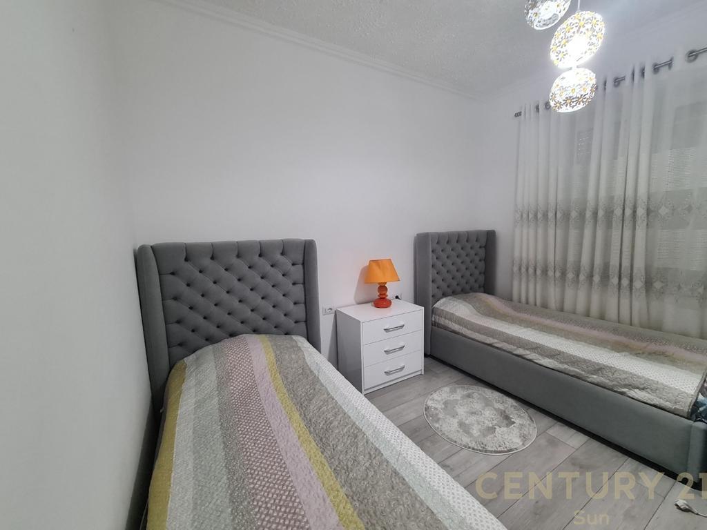 APARTAMENT 2+1+ POST PARKIMI PER QIRA PRANE KOPSHTIT BOTANIK