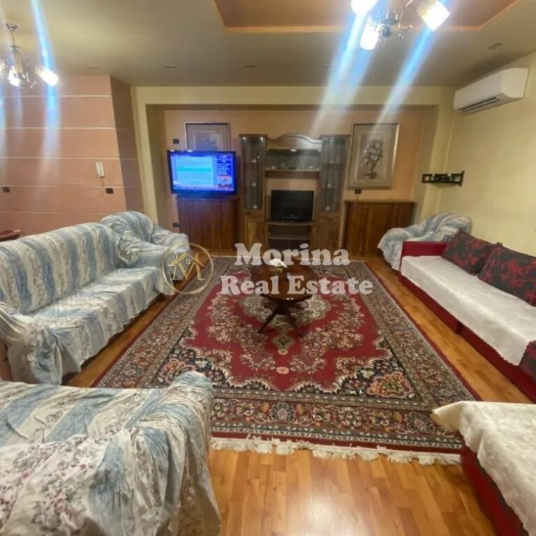 Qera Apartament 3+1+2, Bulevardi Bajram Curri, 700 Euro/Muaj