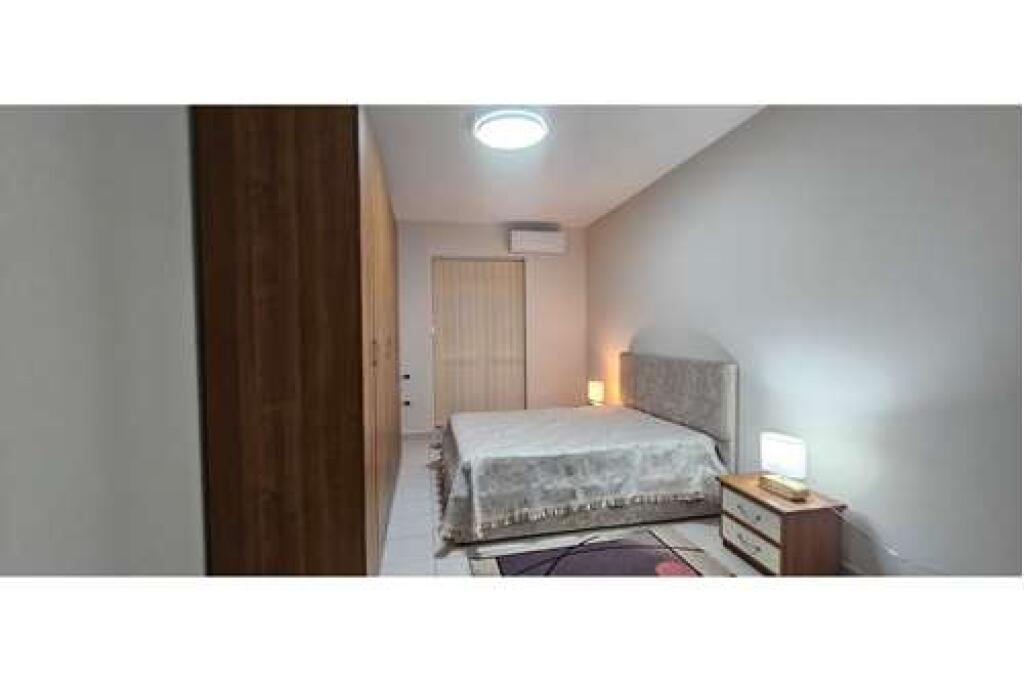 Apartament 2+1 me Qira ne Bllok