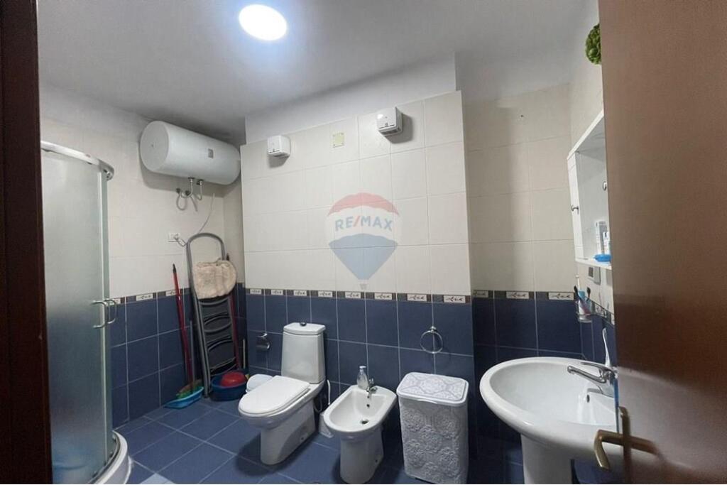 Appartamento 2+1 in vendita a Komuna Parisit !