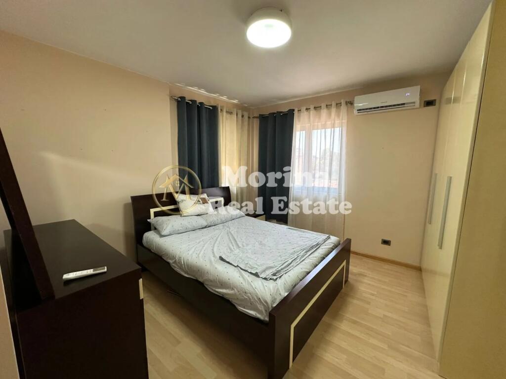 Qera Apartament 3+1+bllk, Pazari i Ri, 790 Euro/muaj.