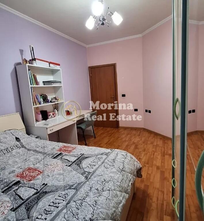 Qera Apartament 3+1+2, Bulevardi Bajram Curri, 700 Euro/Muaj