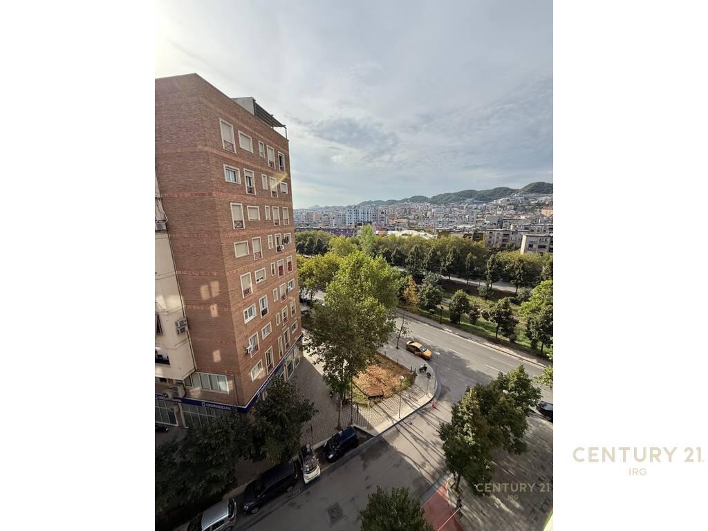 🏢 Open Space Office for Rent – Near Hilton, close to Delijorgji Complex