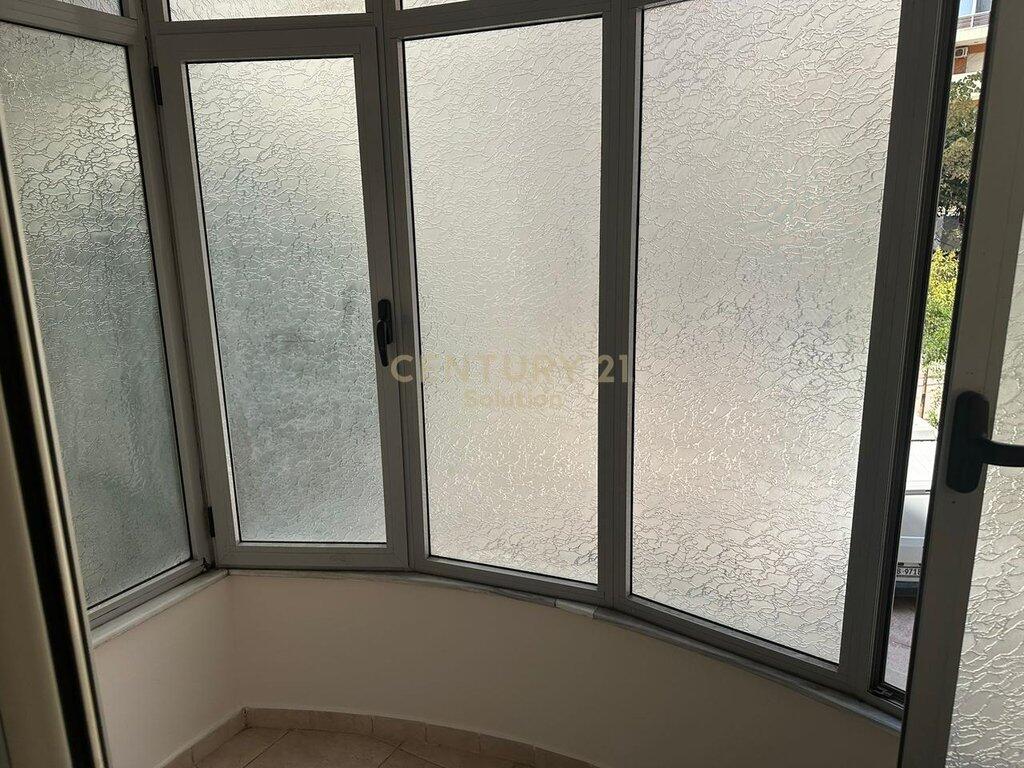 DISPONOJME APARTAMENT 3+1 PER QIRA NE FRESK!