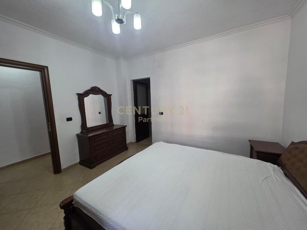 APARTAMENT 2+1+2 ME QIRA TEK HIPOTEKA