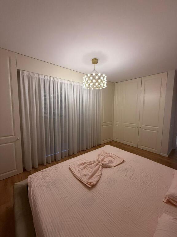 Apartament 2+1 + Parkim tek Ish Parku!