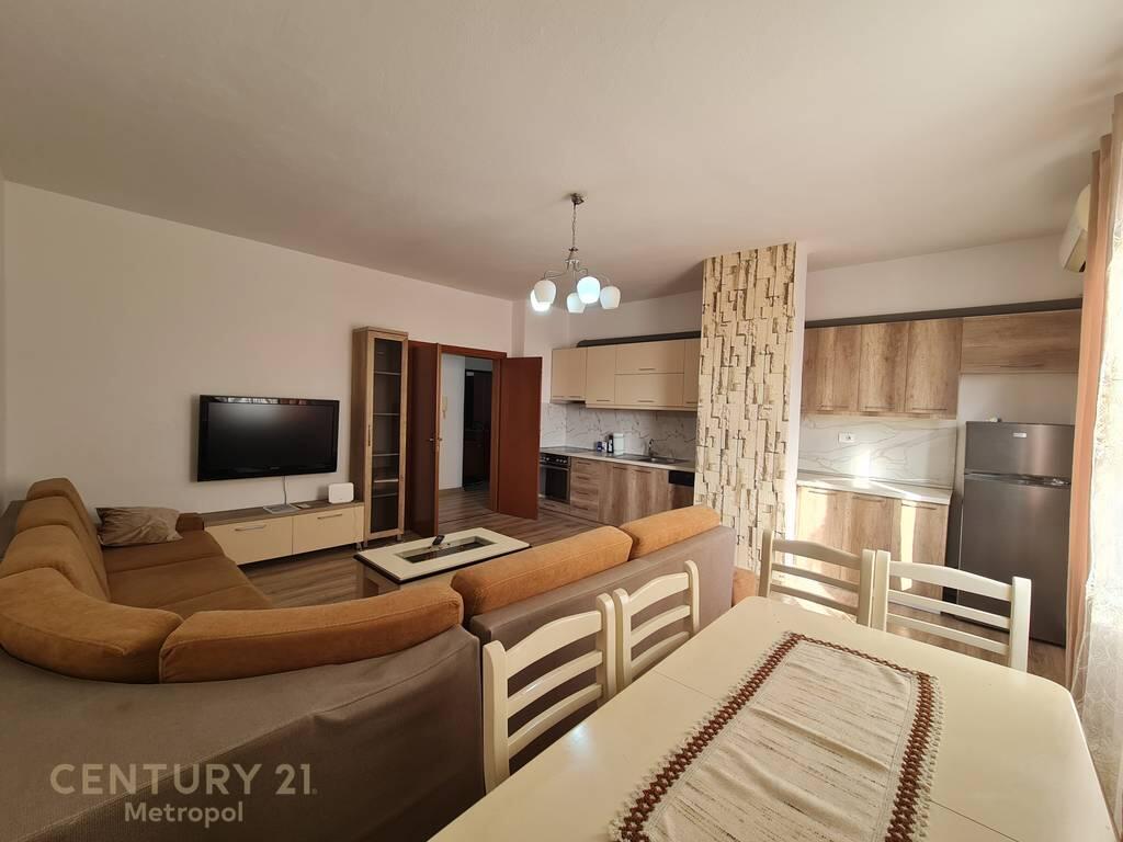 APARTMENT FOR RENT 2+1+2, ZOGU I ZI!