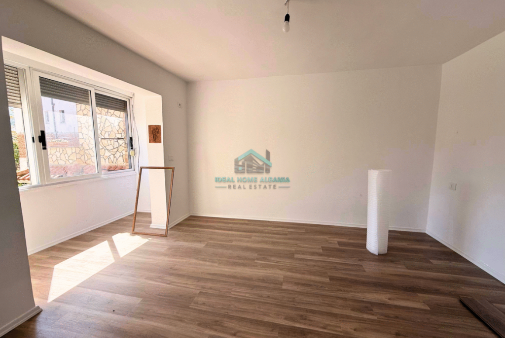 Shkolla “Lef Sallata”, Vlore- Shitet apartament 1+1 (CMIM EKSKLUZIV)