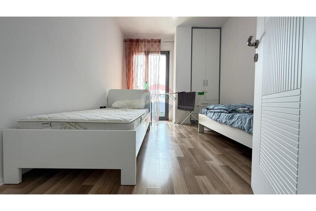 Apartment 2+1 for rent on Kosovareve street!