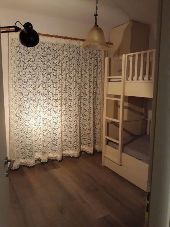 Apartment 2+1 for rent near the Center, Haxhi Dalliu Street