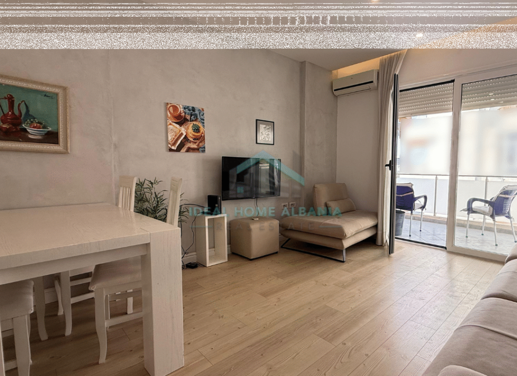 Lungomare, Vlore - Appartamento 1+1 in affitto (CON VISTA MARE)