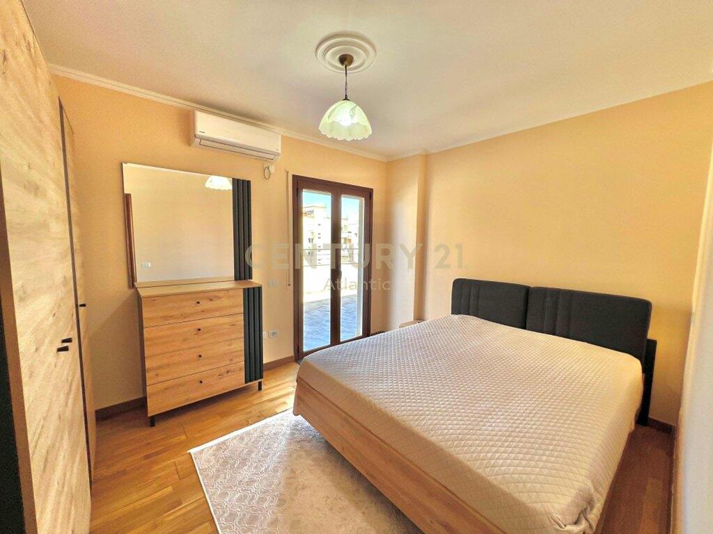 APPARTAMENTO 2 + 1 E VERANDA IN AFFITTO 205M2 IN SPIAGGIA ILIRIA DURRES !