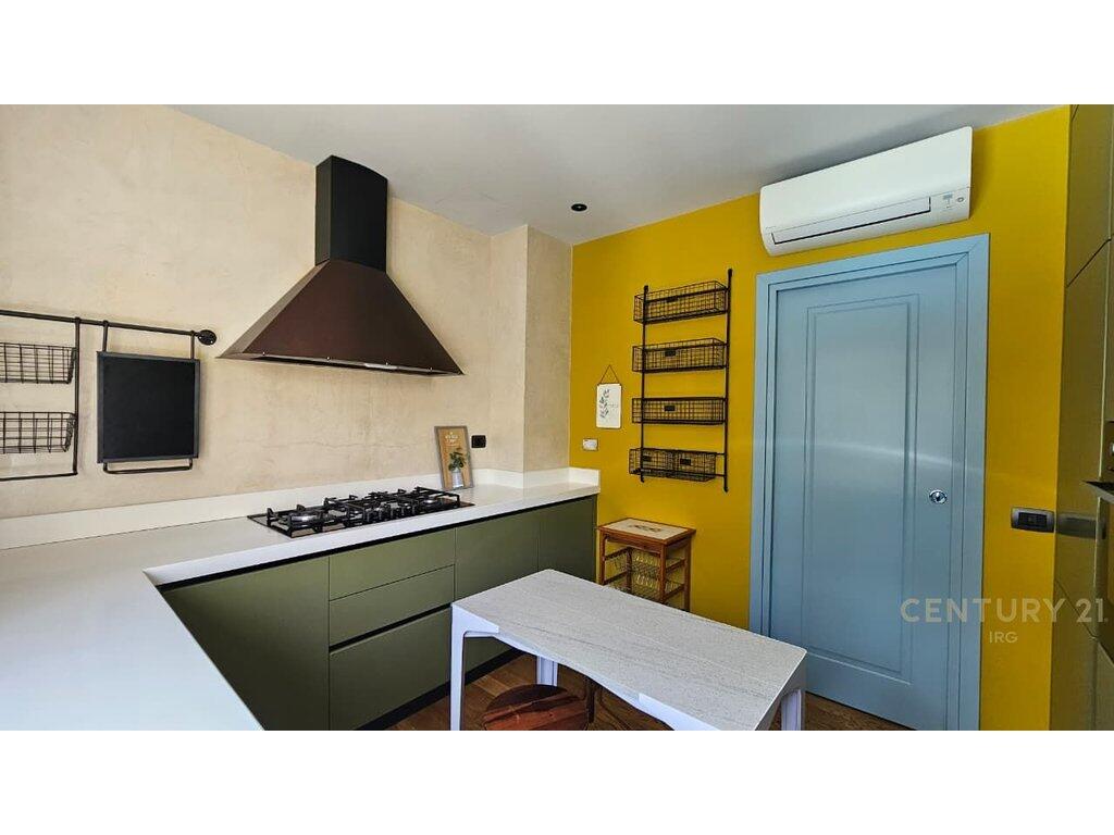 🌟 Apartament Luksoz 3+1+2 me 3 Poste Parkimi – Me Qira në Touch of the Sun