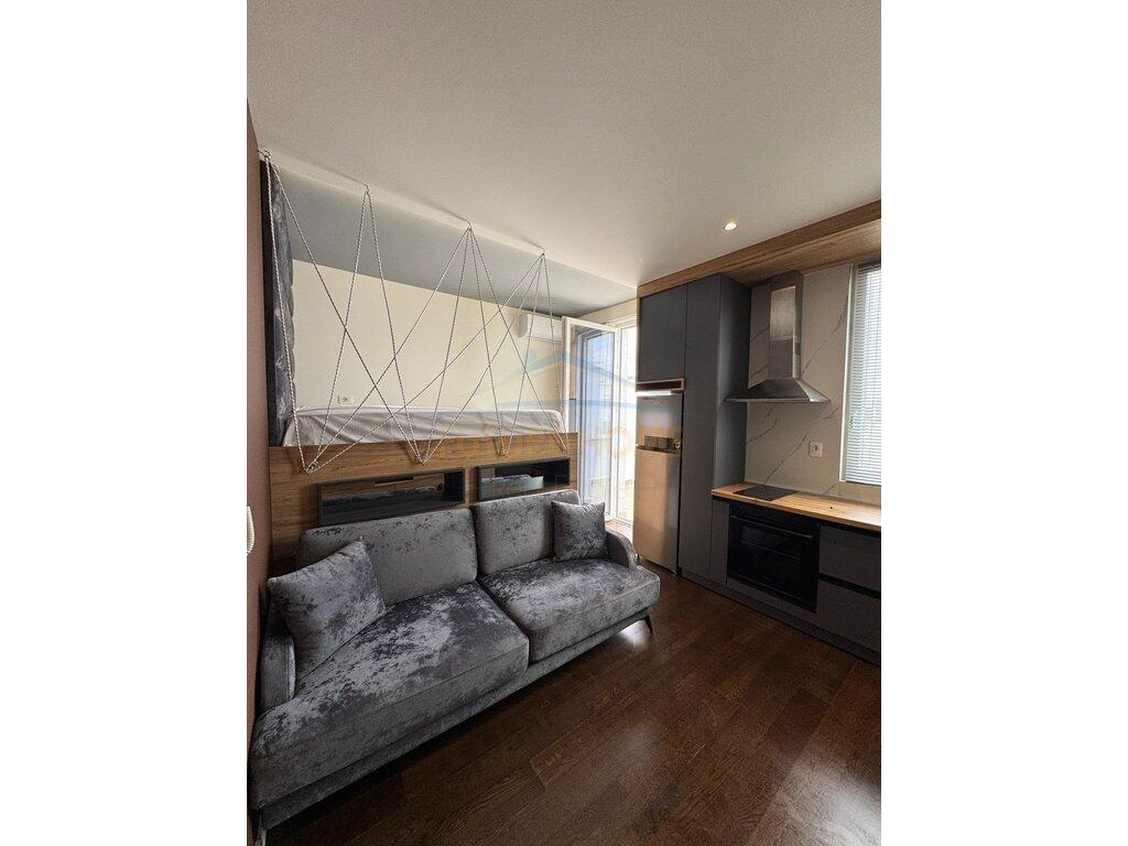 For sale, Studio apartment, New Ring.