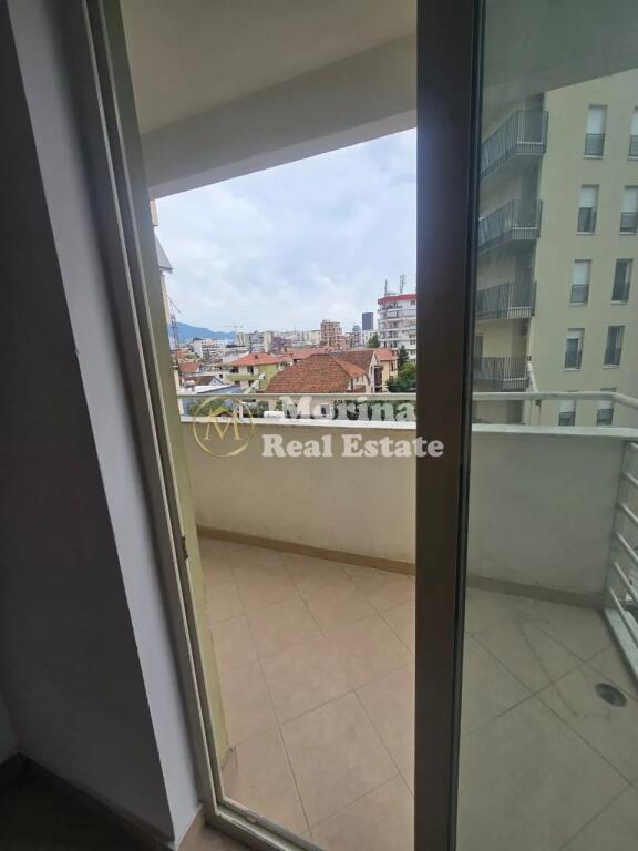 Qera Apartament 3+1+2tualete , Don Bosko 800 Euro/Muaj
