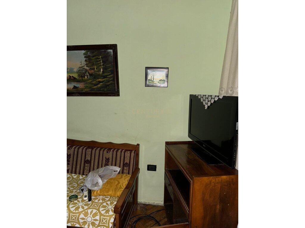 JEPET ME QIRA GARSONIERE NE QYTET STUDENTI