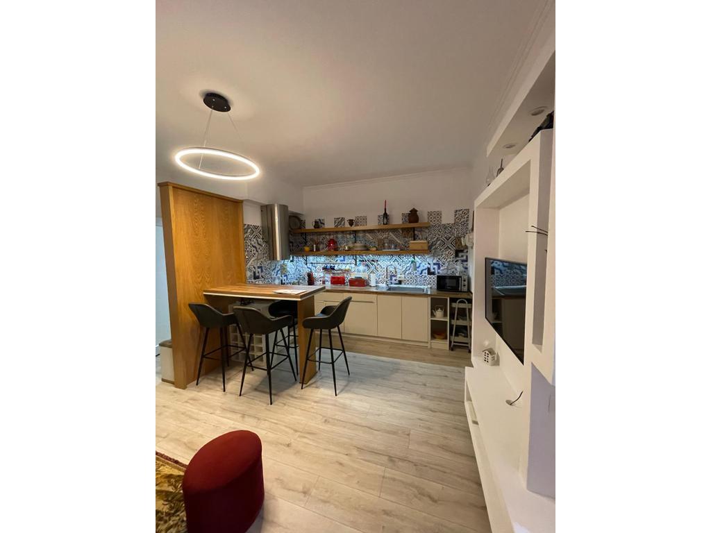 Qera, Apartament 1+1, Blloku, Tiranë.