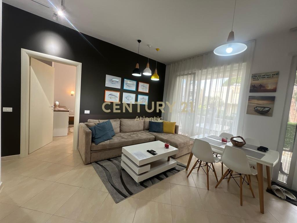Shitet, Apartament 2+1+Oborr, Lura 3, Gjiri i Lalzit! 240,000 €
