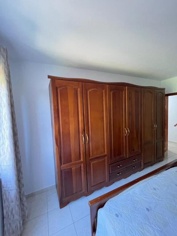 Affittasi appartamento 1+1+salone indipendente + 2 bagni, (Blocco Gintash) (Union Bank) 600 mila lek
