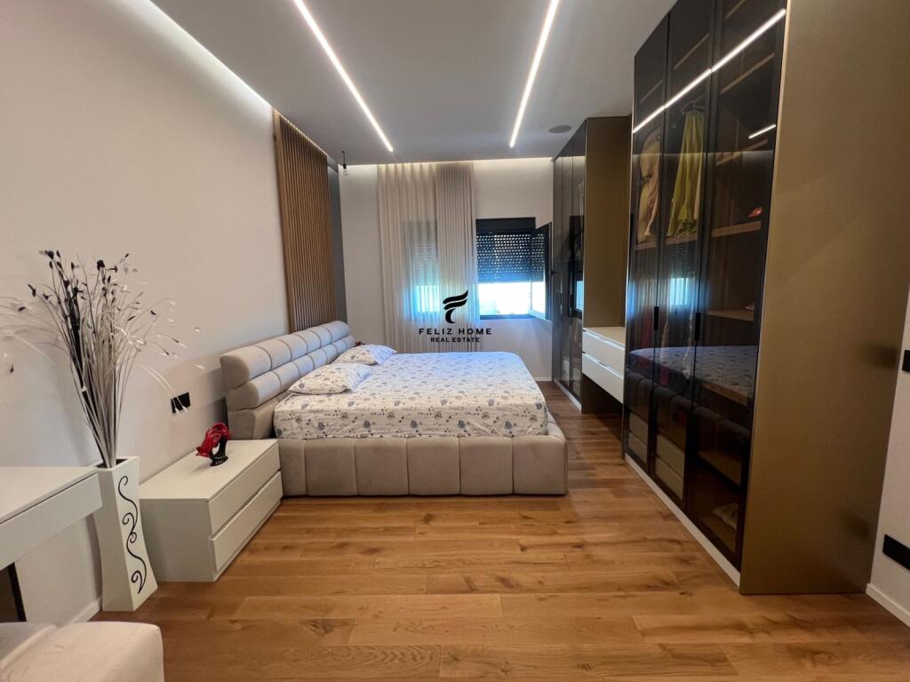 VILLA SU DUE PIANI IN VENDITA LIQENI FARKES 395.000 EURO