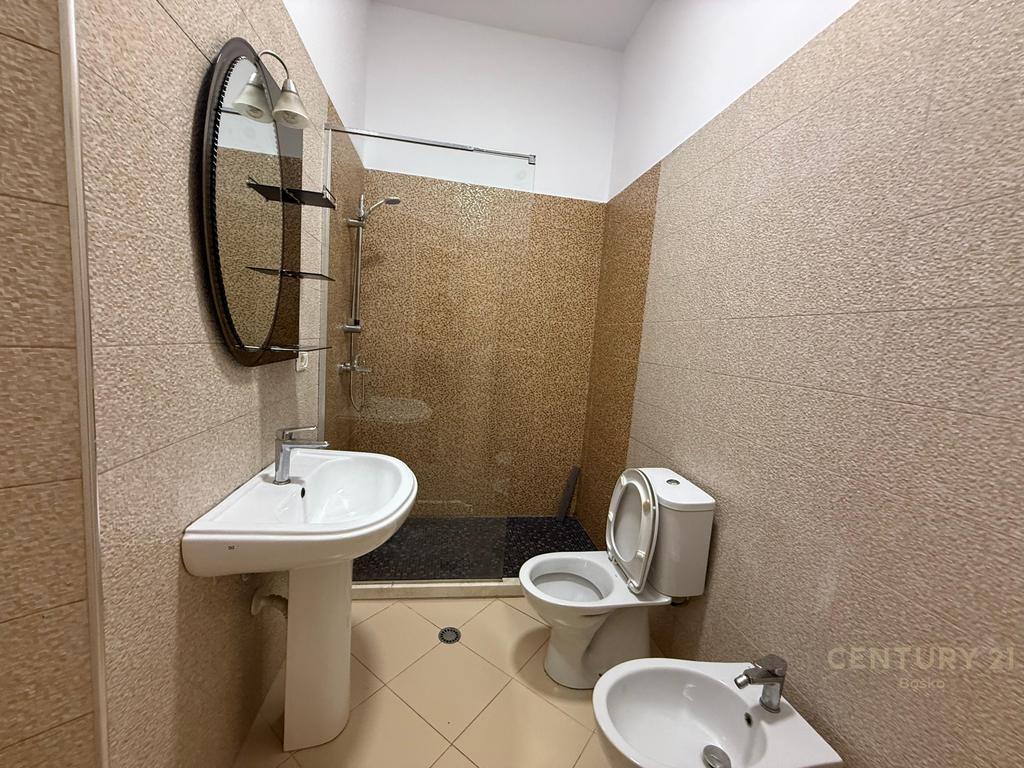 FOR RENT APARTMENT 2+1+2+GARAGE DRY LAKE!