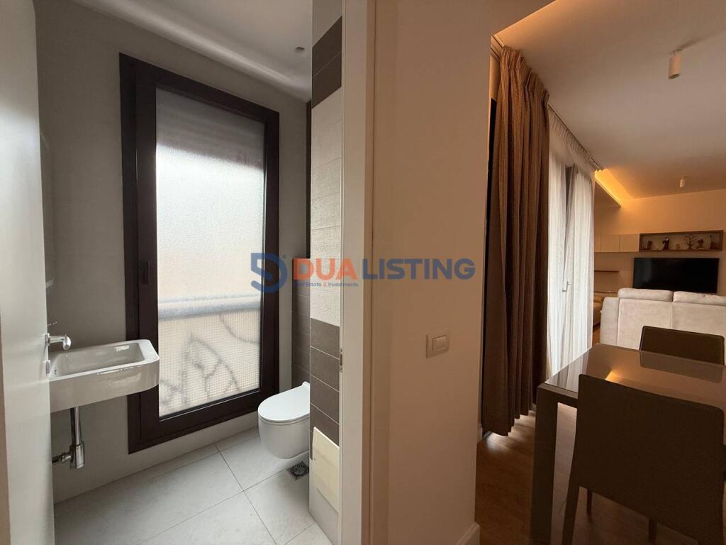 For Rent – Modern Duplex 3+1+3 | Barricade Street!