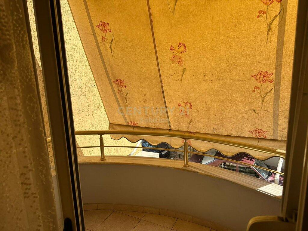 DISPONOJME APARTAMENT 3+1 PER QIRA NE FRESK!
