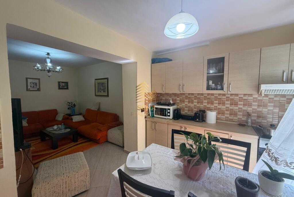 In vendita, Appartamento 3+1+balcone, Oxhaku, 155000 Euro