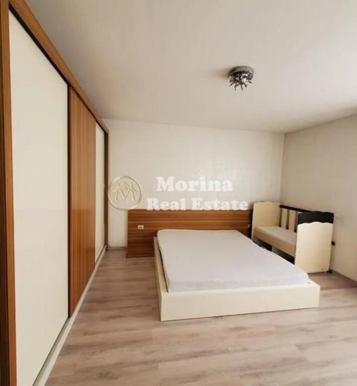 Qera, Apartament, 2+1, Rr. Hoxha Tahsim, 650 euro/muaj