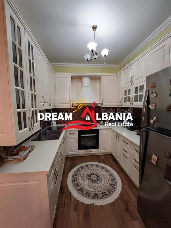 Appartamento 2+1 in vendita, Kinostudio (ID 41212050)